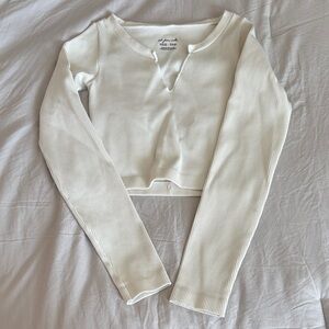 Urban Outfitters Cream Cropped Ribbed Seamless V Neck Top Size XS/S